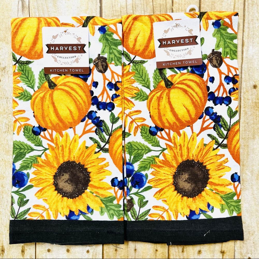 Set of 2 Beautiful Sunflower & Pumpkin Kitchen Towels - Picture 1 of 7